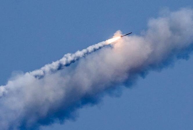 Россия анонсирует 8 мая ракетные удары по западным областям, которые вроде бы «готовит Украина»