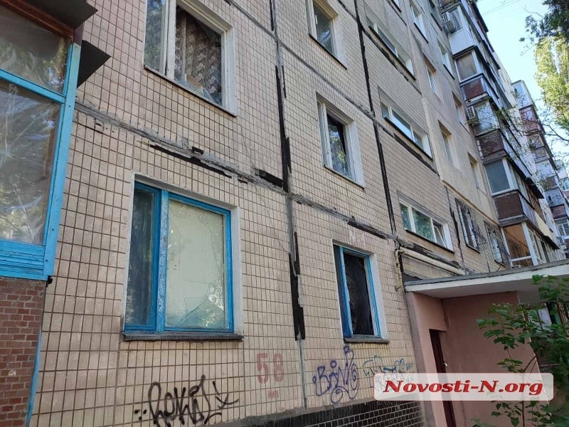 Ночной обстрел Николаева: кроме жилых домов повреждены школа, детсад и больница, - ОК «Юг»