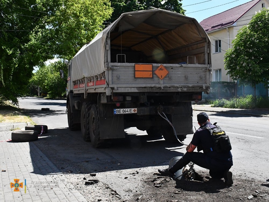 Спасатели показали, как ликвидировали последствия утренних обстрелов в Николаеве