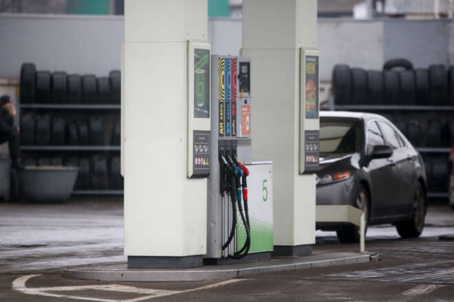 Бензин подорожал на 13 грн, а ДТ – на 15: как заправки изменили цены после отмены госрегулирования