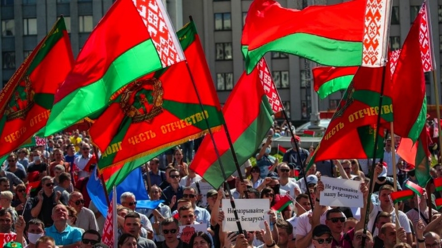 У Лукашенко снова заявили, что не будут воевать с Украиной