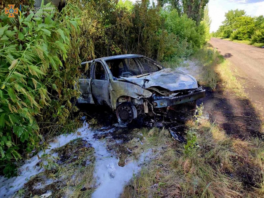 В Николаевской области на дорогах горели «Фольксваген» и «Форд»