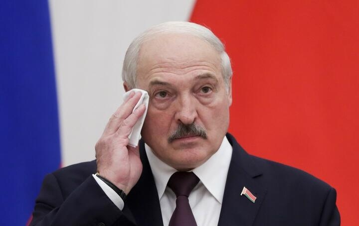 Лукашенко поручил создать оперативное командование войска на границе с Украиной