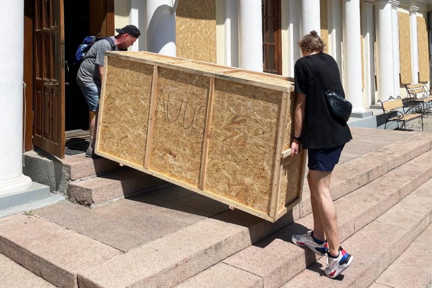 Николаевские музеи готовят экспонаты на случай экстренной эвакуации