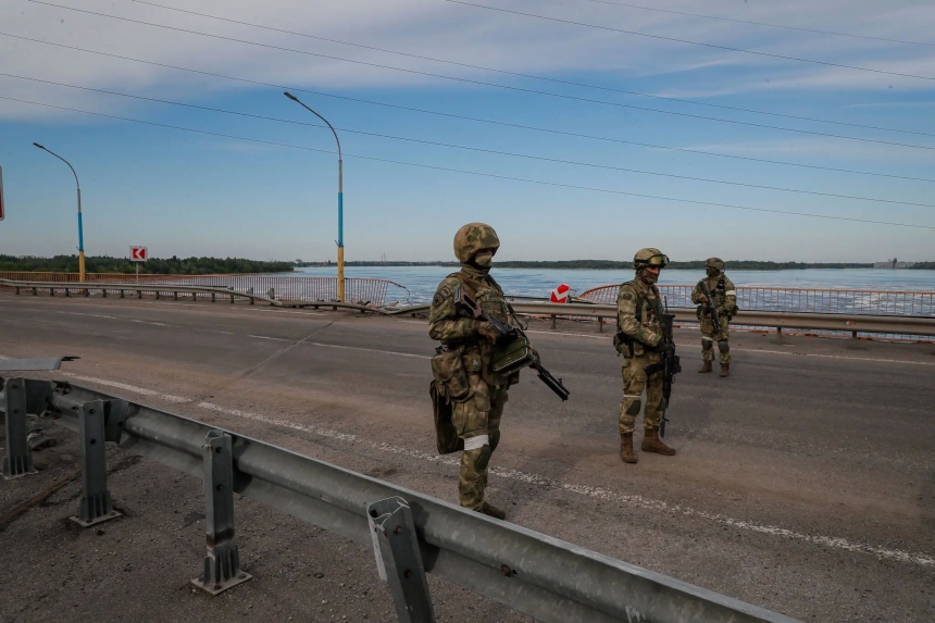 Партизаны помогли уничтожить две базы РФ в захваченной Херсонской области, - NYT