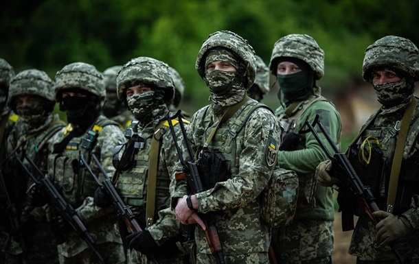 В Новой Каховке ВСУ уничтожили вражеский склад боеприпасов – детонировало несколько часов