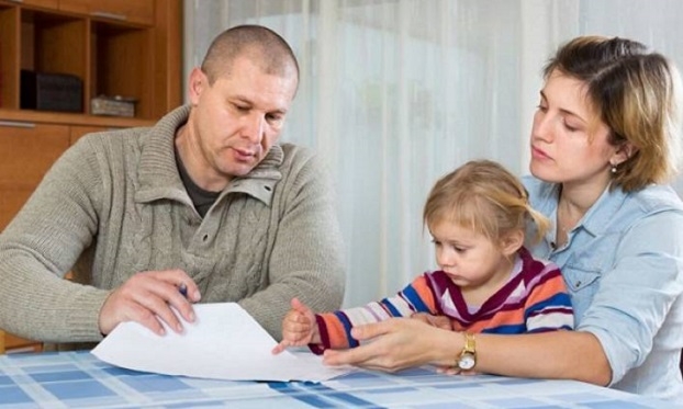 Выплаты украинским семьям от ЮНИСЕФ расширили: кому теперь дадут помощь