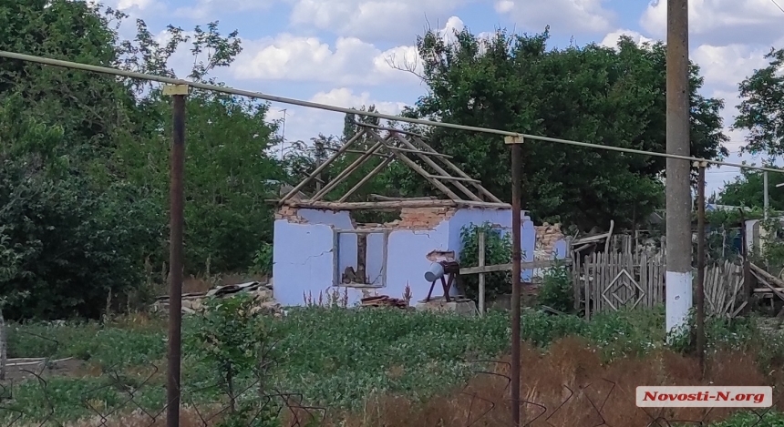 Разрушены дома, отсутствует свет и вода: последствия обстрелов Николаевской области за сутки