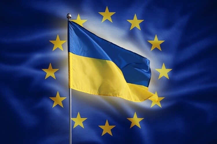 Европарламент поддержал статус кандидата в члены ЕС для Украины