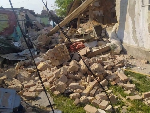 Ракетные удары по Николаевской области: загорелось поле с пшеницей, разрушены дома