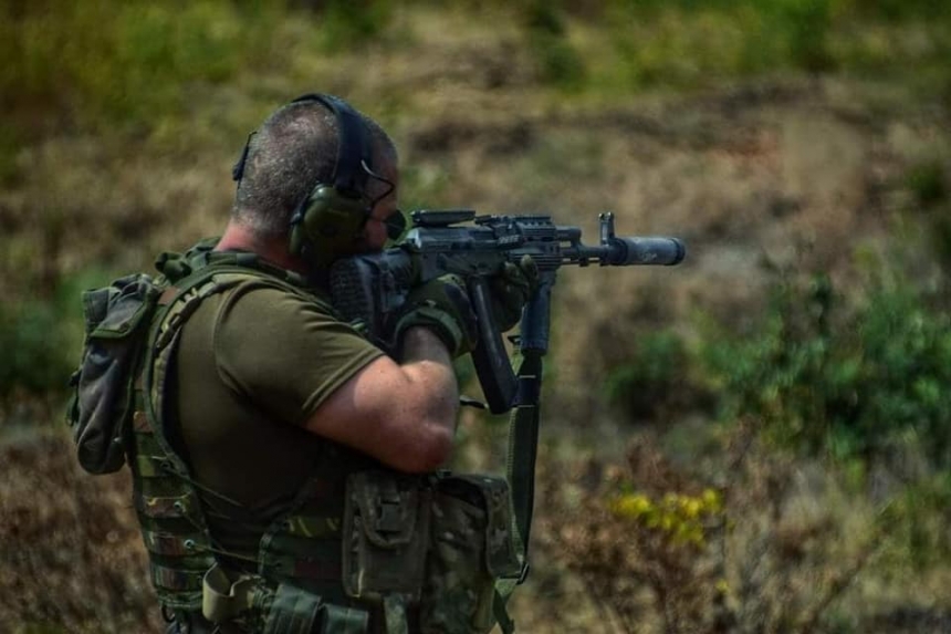 На юге враг хотел отбить Ивановку, ВСУ уничтожили два склада боеприпасов, гаубицу и «Пионы» 