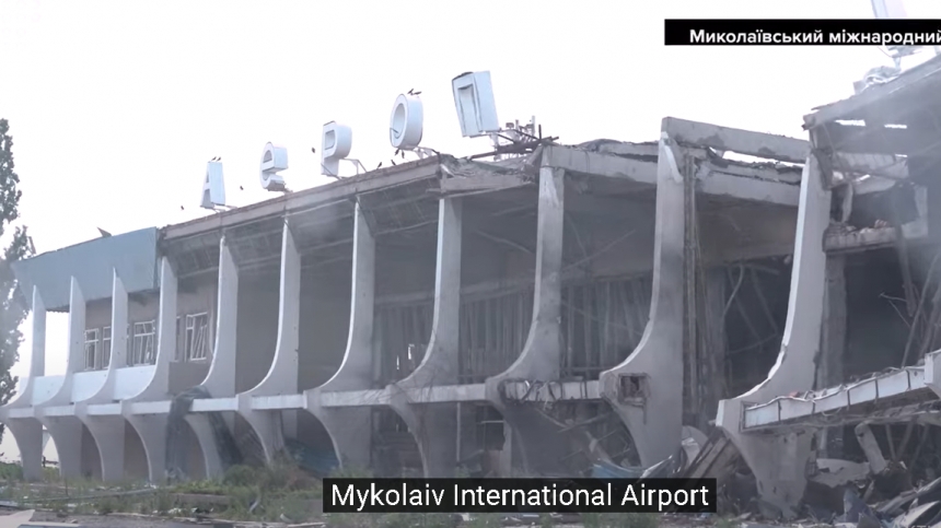 Николаев мог стать вторым Мариуполем: как патрульные разбили в аэропорту русский десант (видео)