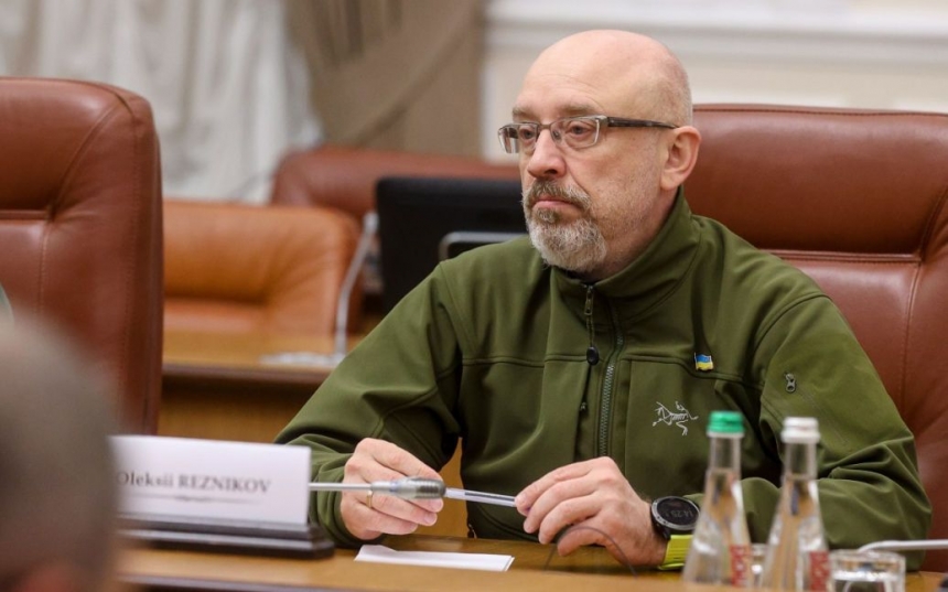 Зеленский приказал освободить юг Украины — Резников