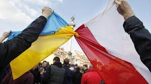 Зеленський пропонує надати особливий статус полякам в Україні: список прав