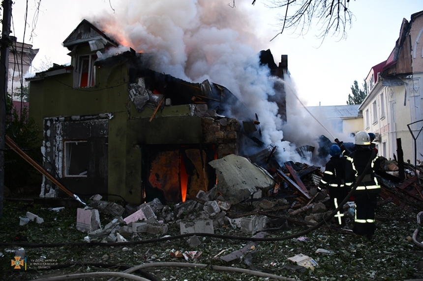 В Николаеве вследствие ракетного обстрела повреждено троллейбусное депо, рыбхоз и многоэтажки, - ОК «Юг»