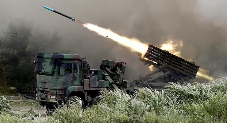 В Николаеве среди ночи раздались оглушительные взрывы: объявлена воздушная тревога