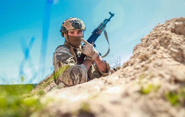 Зберегли зброю та знищили ворога: нацгвардійці показали, як виходили із Сєвєродонецька