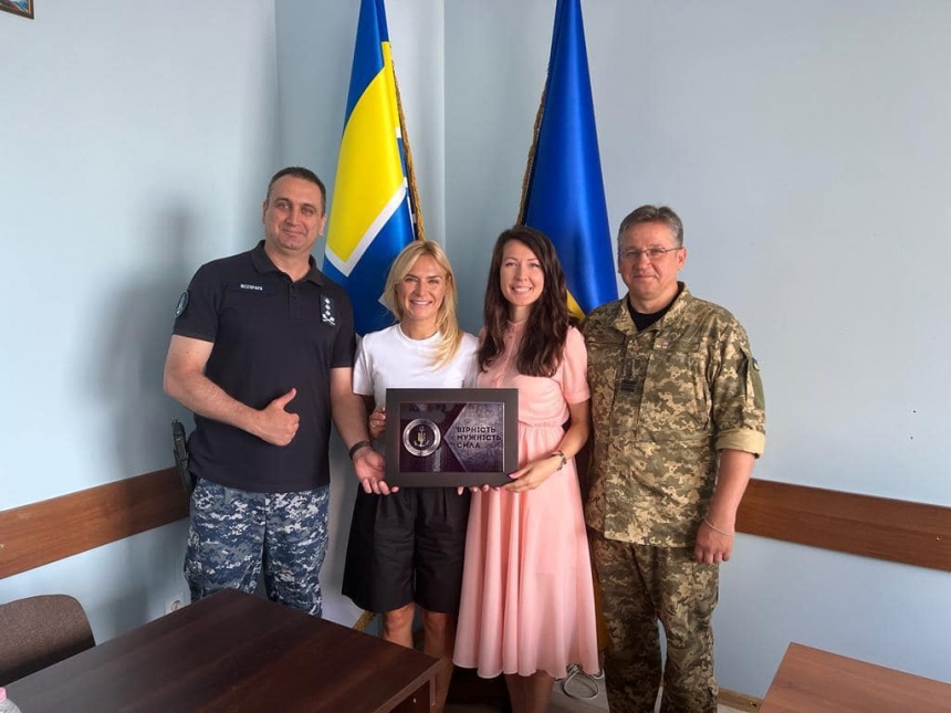 Ганна Замазєєва обговорила з командувачем ВМС питання відпочинку сімей військовослужбовців
