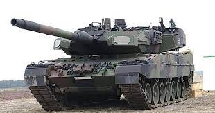 У Німеччині заявили, що поставлять Україні 20 танків Leopard, але у 2023 році