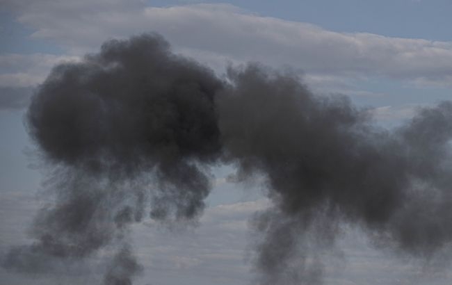В Херсоне сообщают о мощном взрыве: над городом поднимается дым