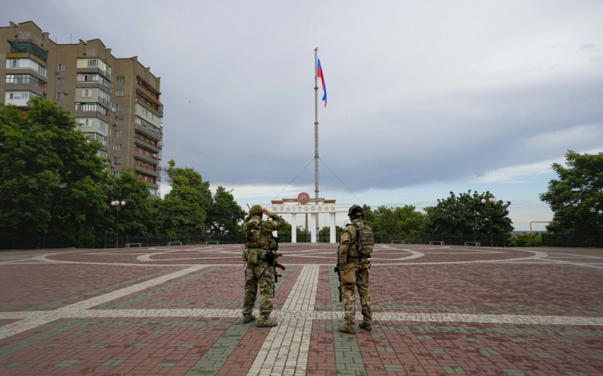 Оккупанты угрожают разрушить Мелитополь в случае отступления – мэр