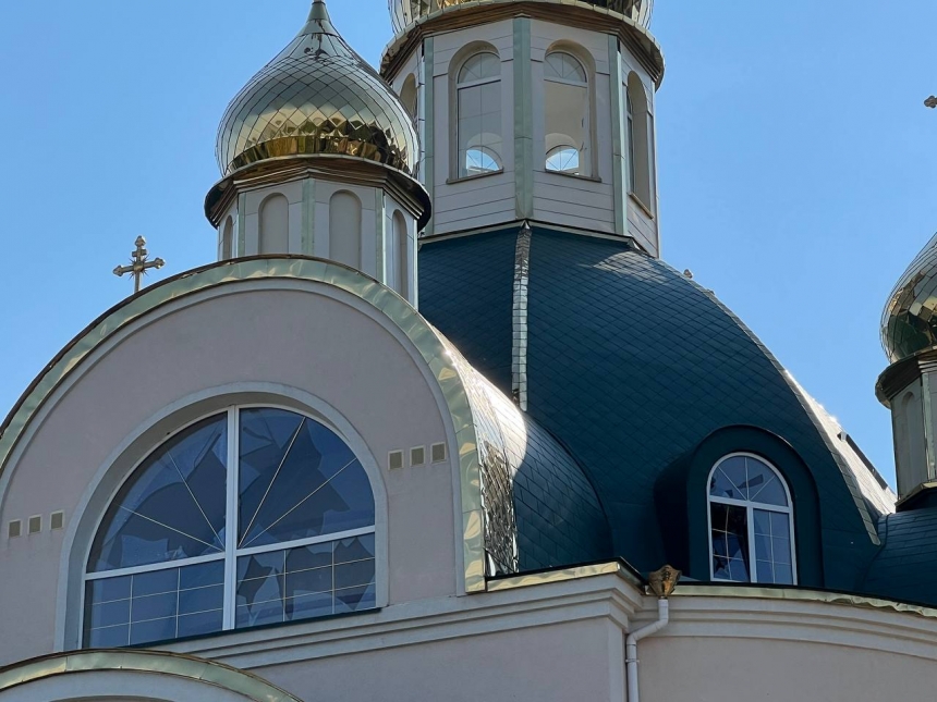 Обстрел Николаева: повреждены церковь и пятиэтажные дома (фото)