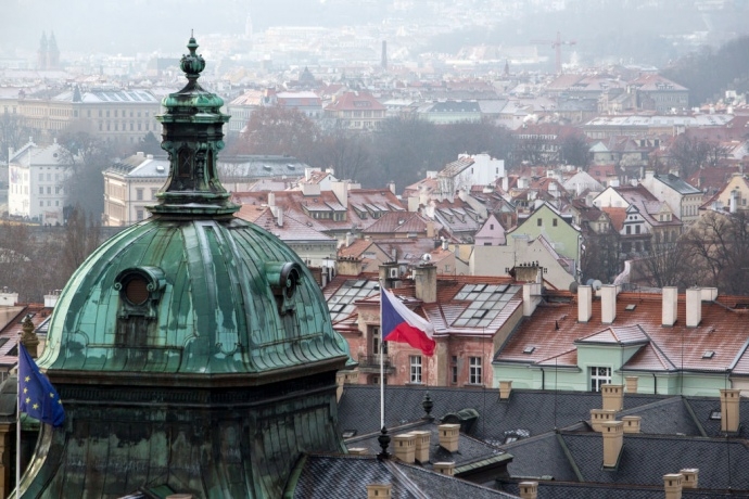 Чехия выходит из российских инвестиционных банков