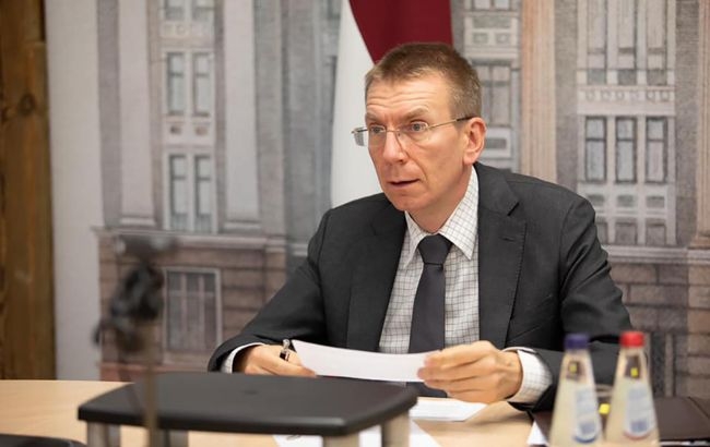 Латвія після теракту в Оленівці знову закликала обмежити в'їзд росіян до ЄС