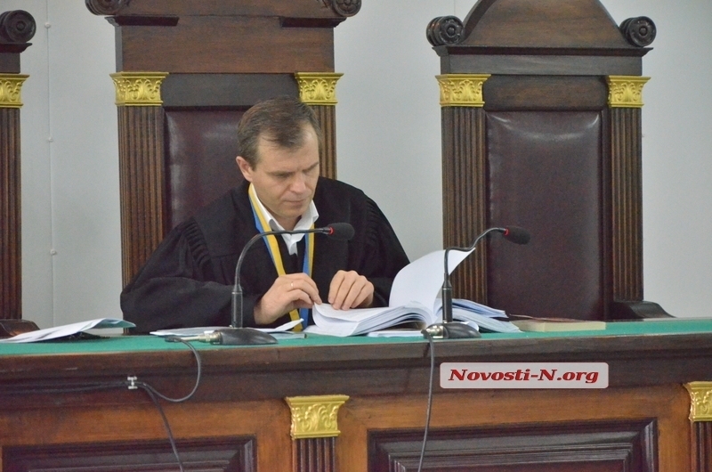 Судья Дирко опроверг, что отпустил под залог в 200 тысяч корректировщика огня по Николаеву