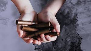 В Харьковской области в руках 16-летнего подростка взорвался снаряд