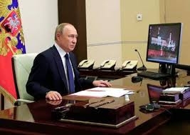 Путин заявил, что все попытки «отменить Россию» бесперспективны и глупы