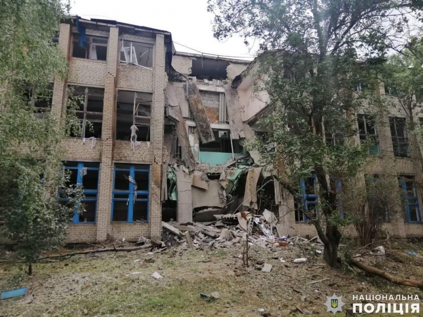 Появились фото последствий обстрела Николаевской области