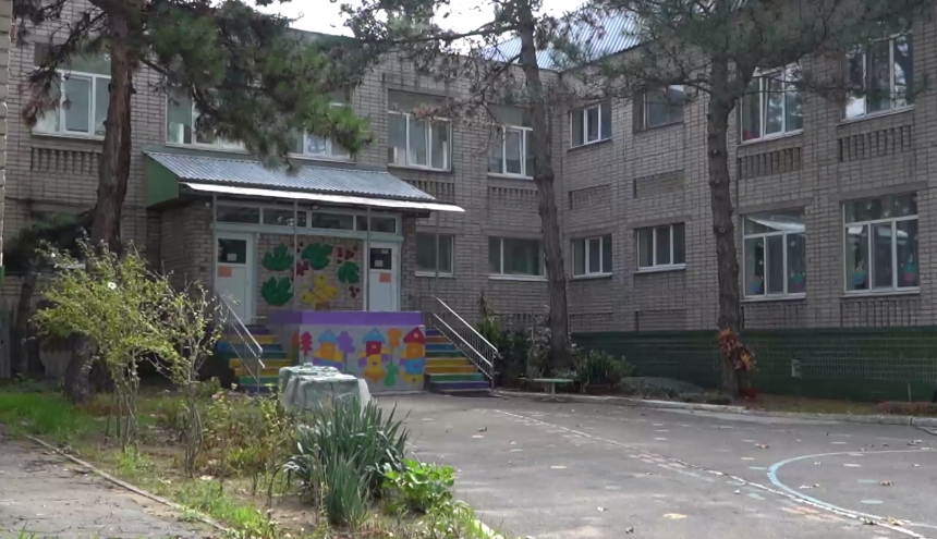 В РФ намекнули, что хотят обстрелять детский сад: Сенкевич в ответ показал, что там нет военных (видео)