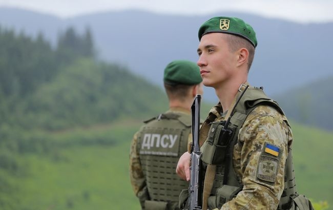 Ще одній категорії чоловіків дозволили виїзд з України