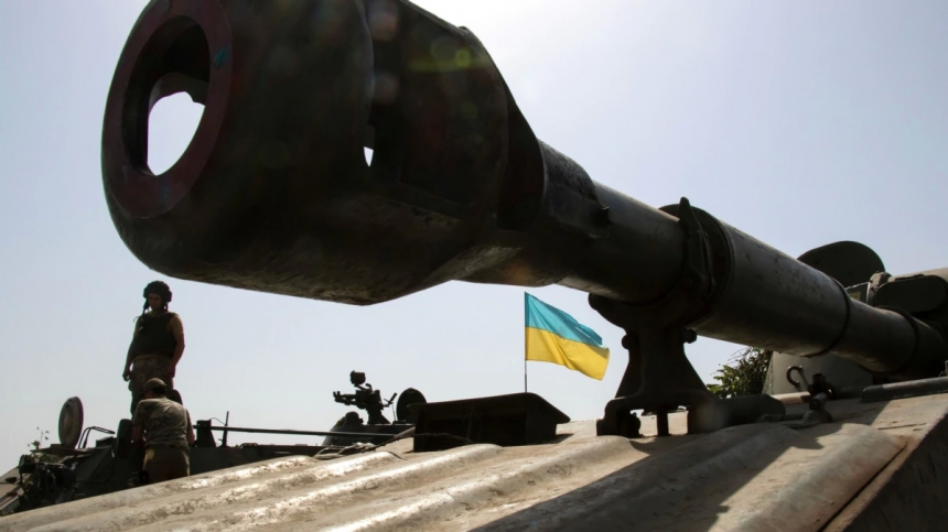 Українців, які мешкають за кордоном, закликають вимагати важку зброю для ЗСУ