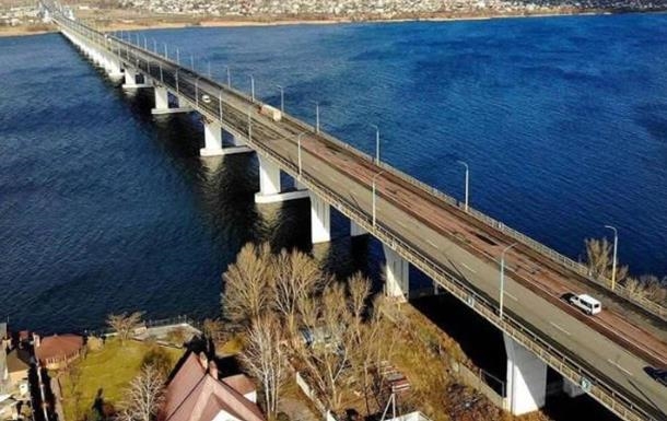 У Антоновского моста оккупанты строят переправу, - облсовет