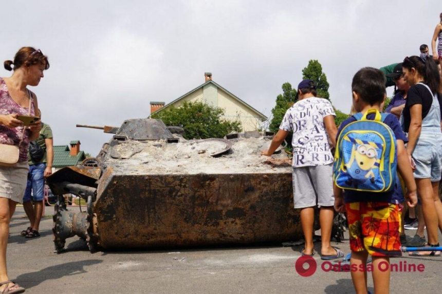 В Одесі відкрилася виставка знищеної російської техніки (фото, відео)