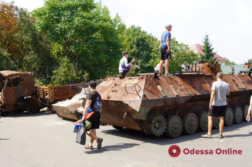 В Одесі відкрилася виставка знищеної російської техніки (фото, відео)