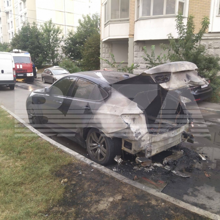 У Москві підпалили автомобіль заступника начальника управління Генштабу ЗС РФ
