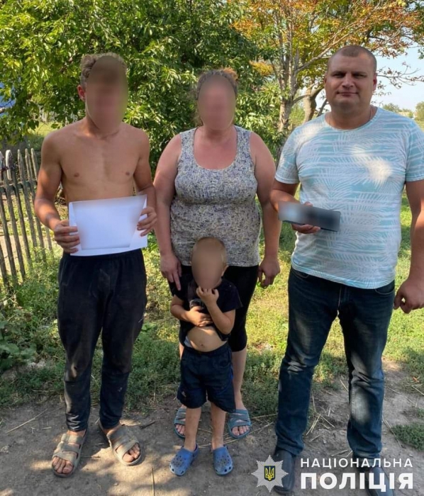 В Николаевской области подросток ушел из дома и отправился путешествовать автостопом