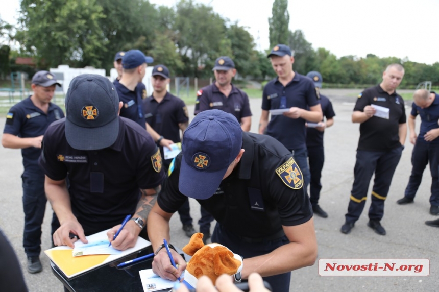 В Николаеве торжественно погасили марку с легендарным псом Патроном (фото, видео)