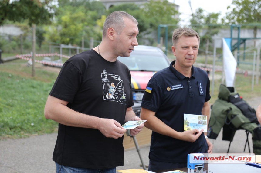 У Миколаєві урочисто погасили марку з легендарним псом Патроном (фото, відео)