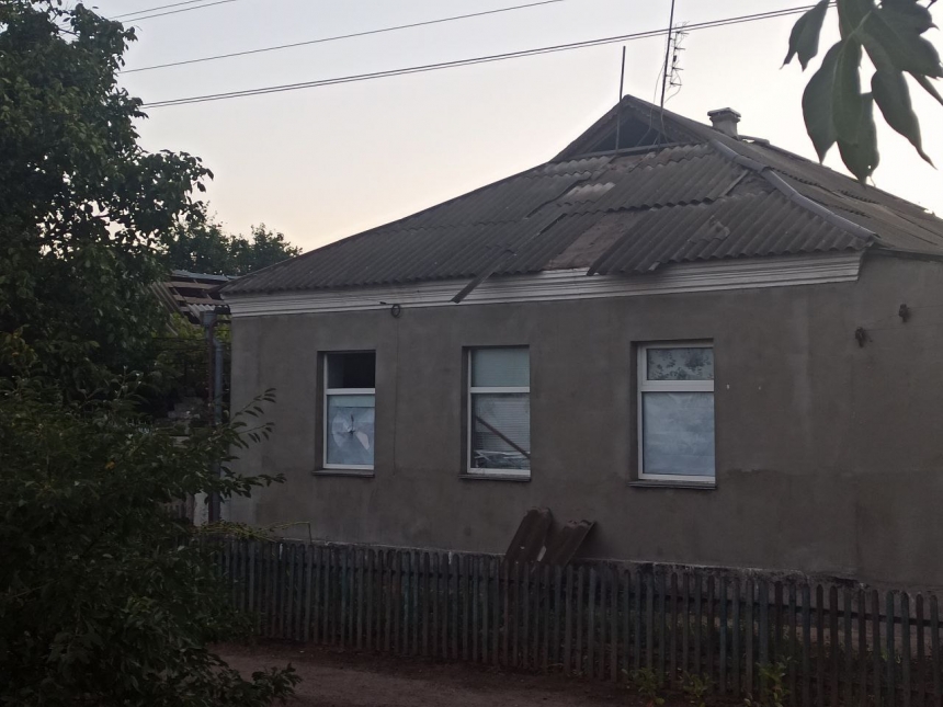 З'явились фото наслідків обстрілу Вознесенська – постраждали 60 будинків