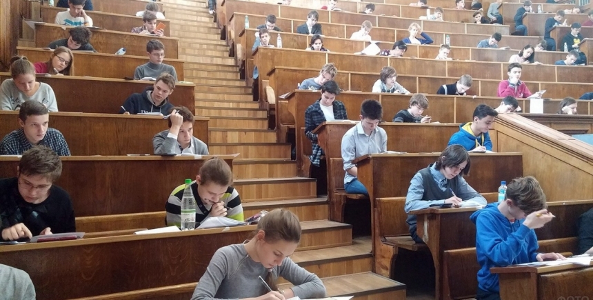 Студенты-переселенцы смогут бесплатно учиться в украинских вузах