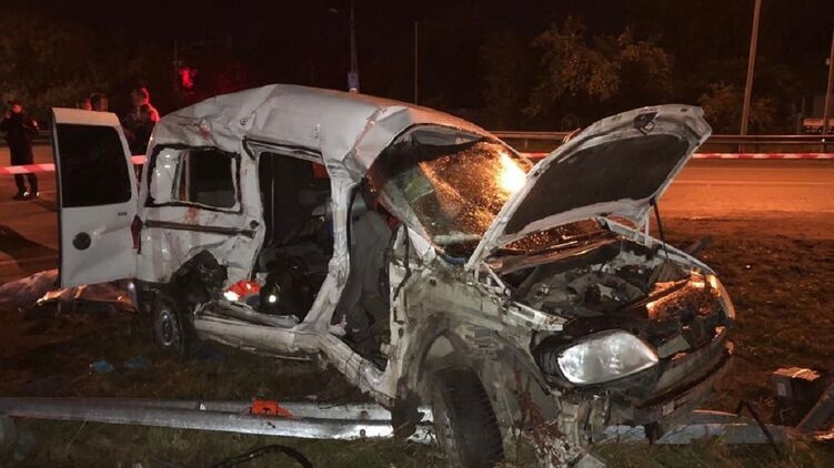 На Львівщині сталася ДТП з армійським авто: загинуло 4 особи, у тому числі дитина