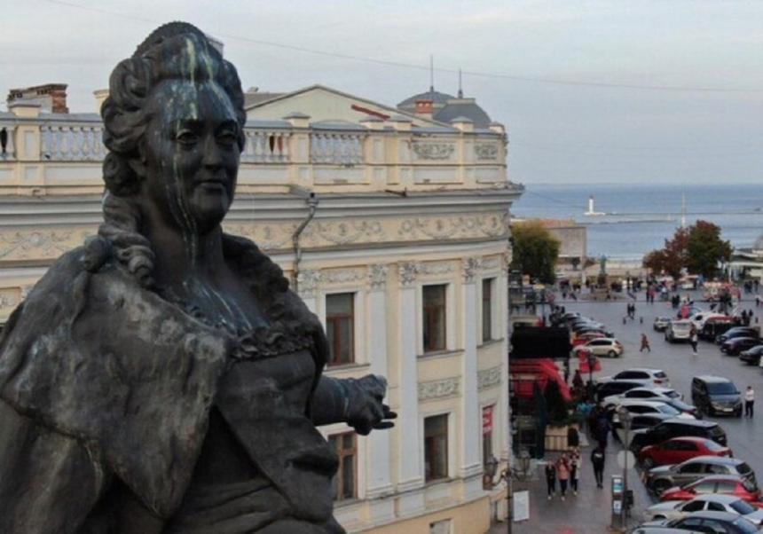 Мэр Одессы высказал свое мнение по поводу сноса памятника Екатерине II