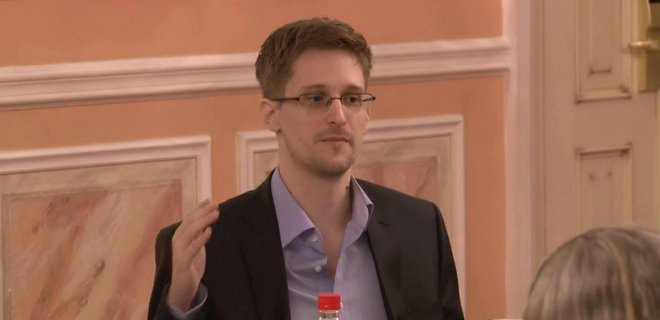 Колишній співробітник Агентства національної безпеки США Сноуден став громадянином РФ