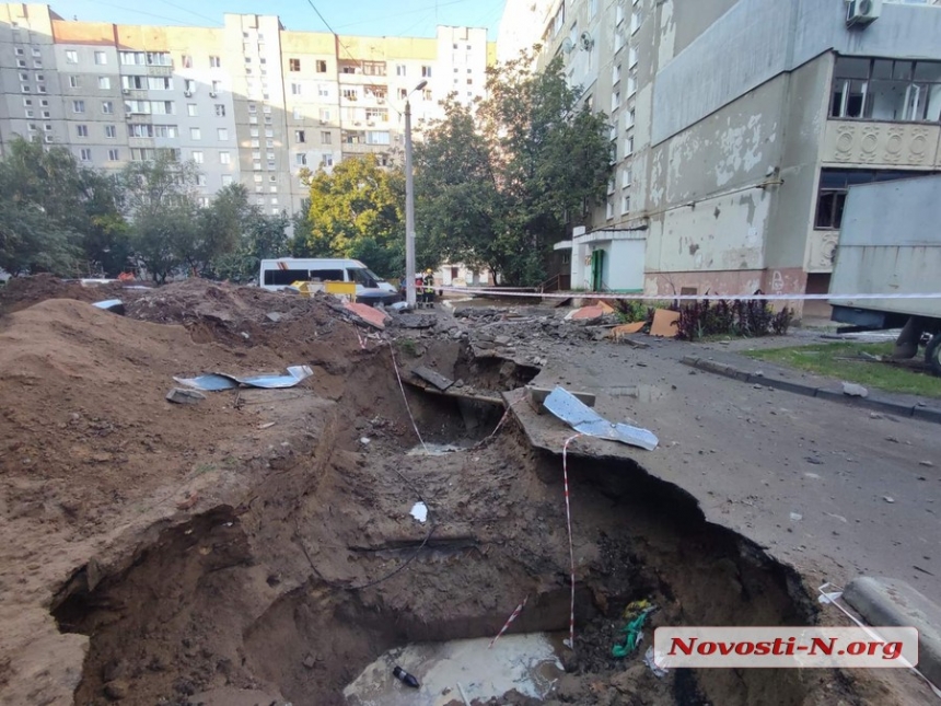 Ночью российские ракеты накрыли спальный квартал в Николаеве: множественные разрушения (фото, видео)
