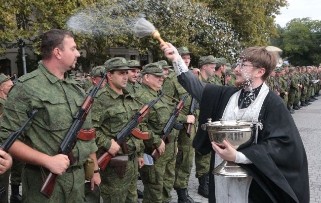 В Крыму воинские части переведены в полную боевую готовность