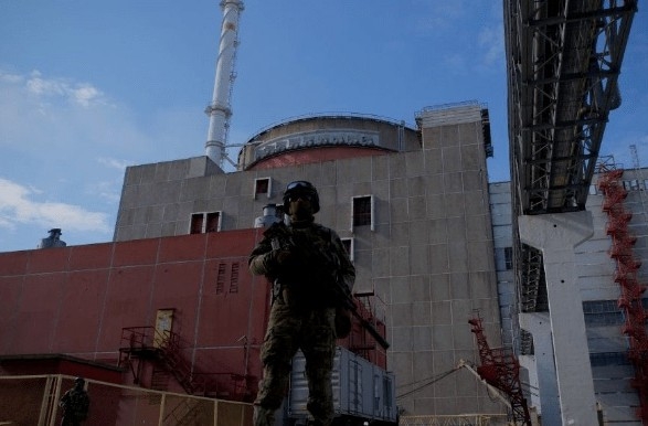 Оккупанты ночью обстреляли ЗАЭС: произошло полное обесточивание Запорожской АЭС